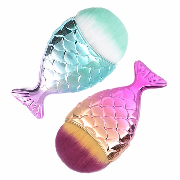 Other - NEW 2pc Mermaid Makeup Brush Set